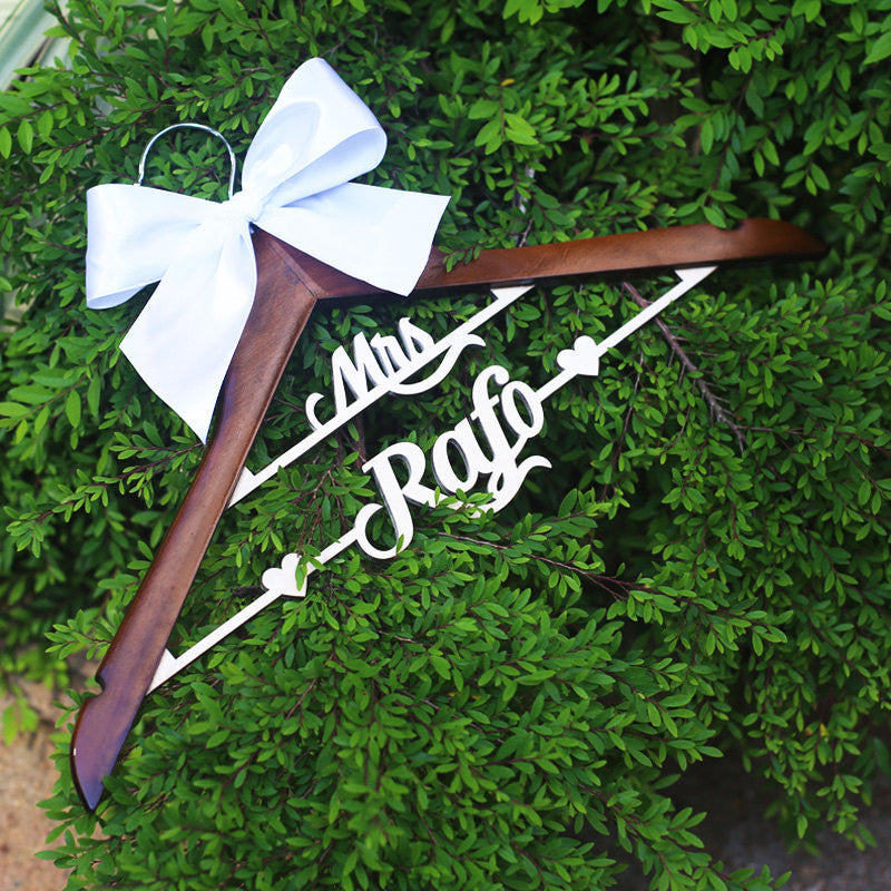 Personalized Wedding hanger with name, Mrs Wedding Dress Hanger,Wood Bridal Last Name Hanger,Bridal Shower Gift,rustic wedding decor,Mother of the Bride's