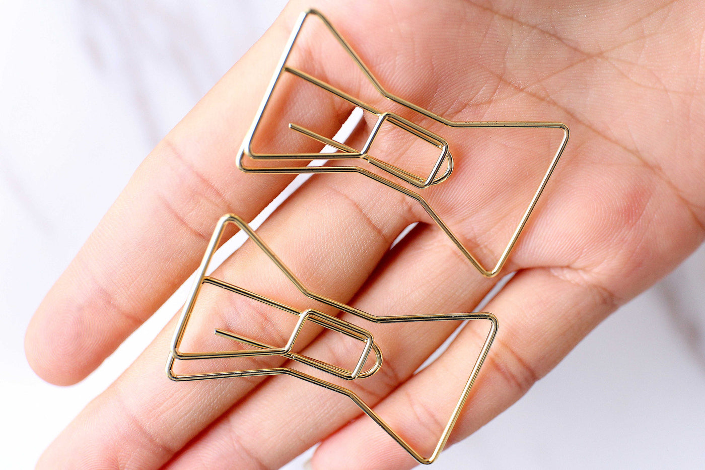 4pc gold bow  Paper Clips, gold bookmarks Metal Paper Clip,Binder Clips,  Office Supplies, Midori Clip Planner Accessories