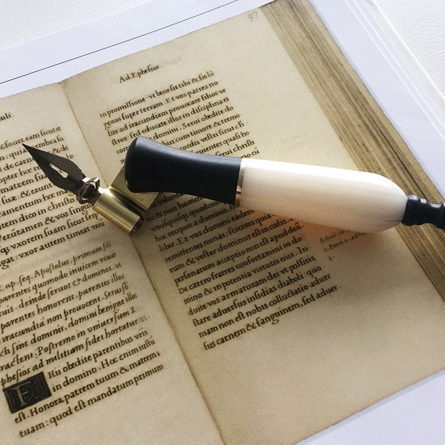 Calligraphy Pen /Modern Calligraphy /Dip Pen / Pointed Pen / Modern Pointed Pen / Oblique Pen Holder